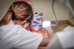 How to Choose the Right Kids Dentist for Your Family